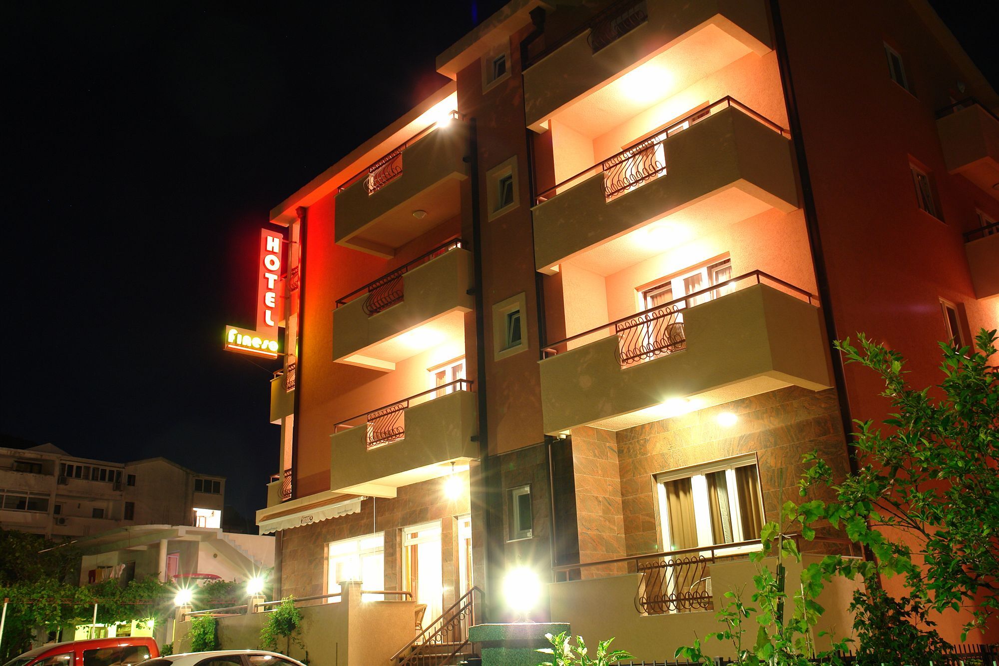 Hotel Fineso Budva Exterior photo